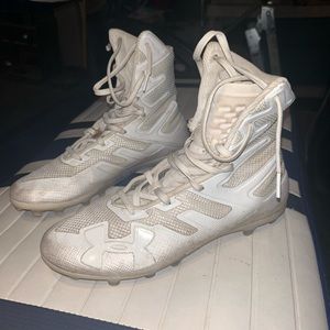 Under Armour High top women’s lacrosse cleats